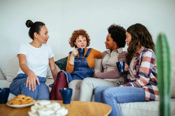 Comment planifier un week-end d'activités scientifiques amusantes à domicile, avec des expériences simples et éducatives ?