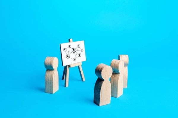 Quelles stratégies adopter pour une transition réussie vers la consultance en durabilité pour les professionnels de l'industrie manufacturière ?